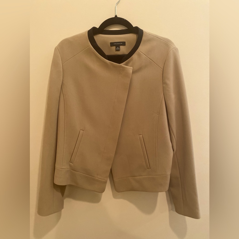 Ann Taylor tailored camel and black jacket, size 14